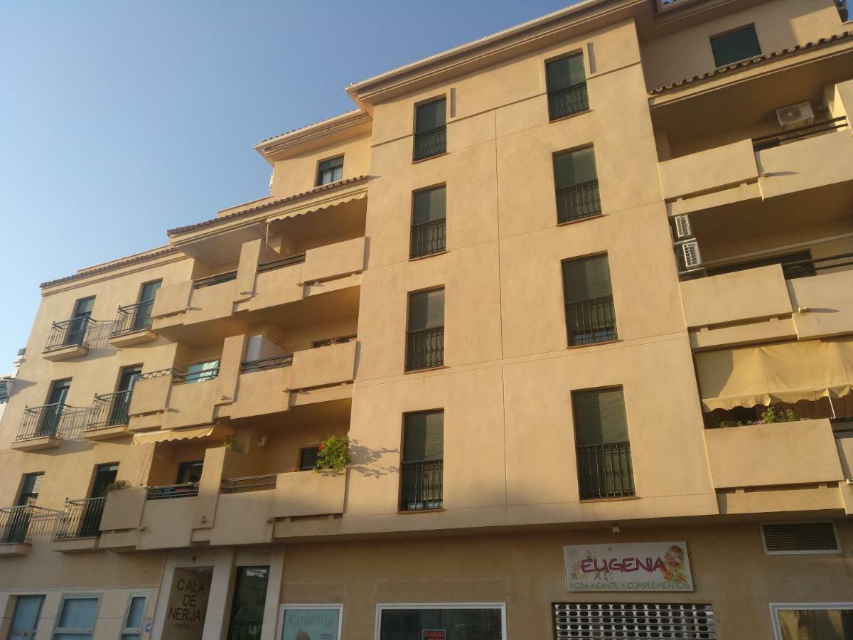 Apartamento Cala De Nerja-Lovely Eksteriør billede